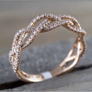 New rose gold twist diamond ring